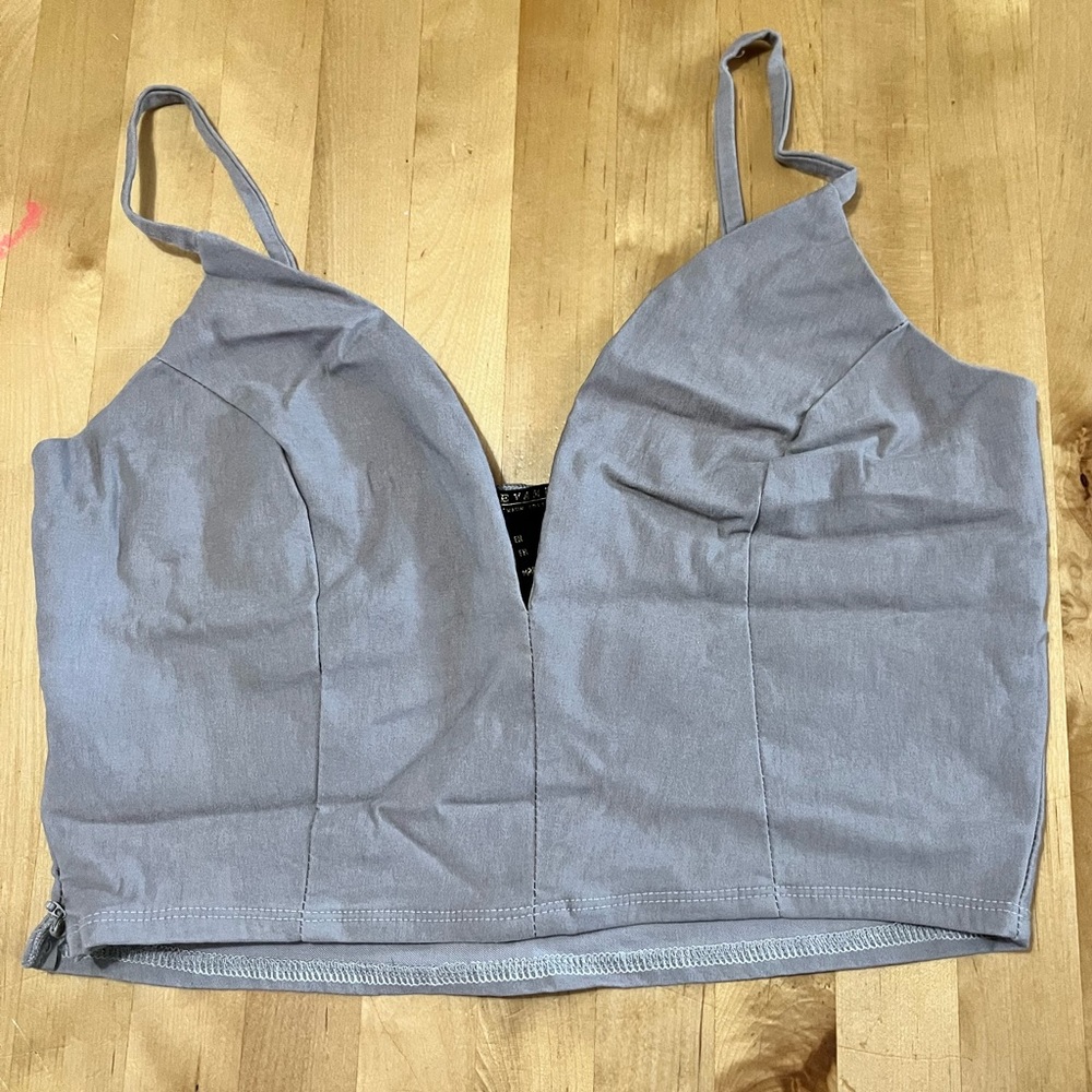 Revamped Large grey crop top sweetheart neckline